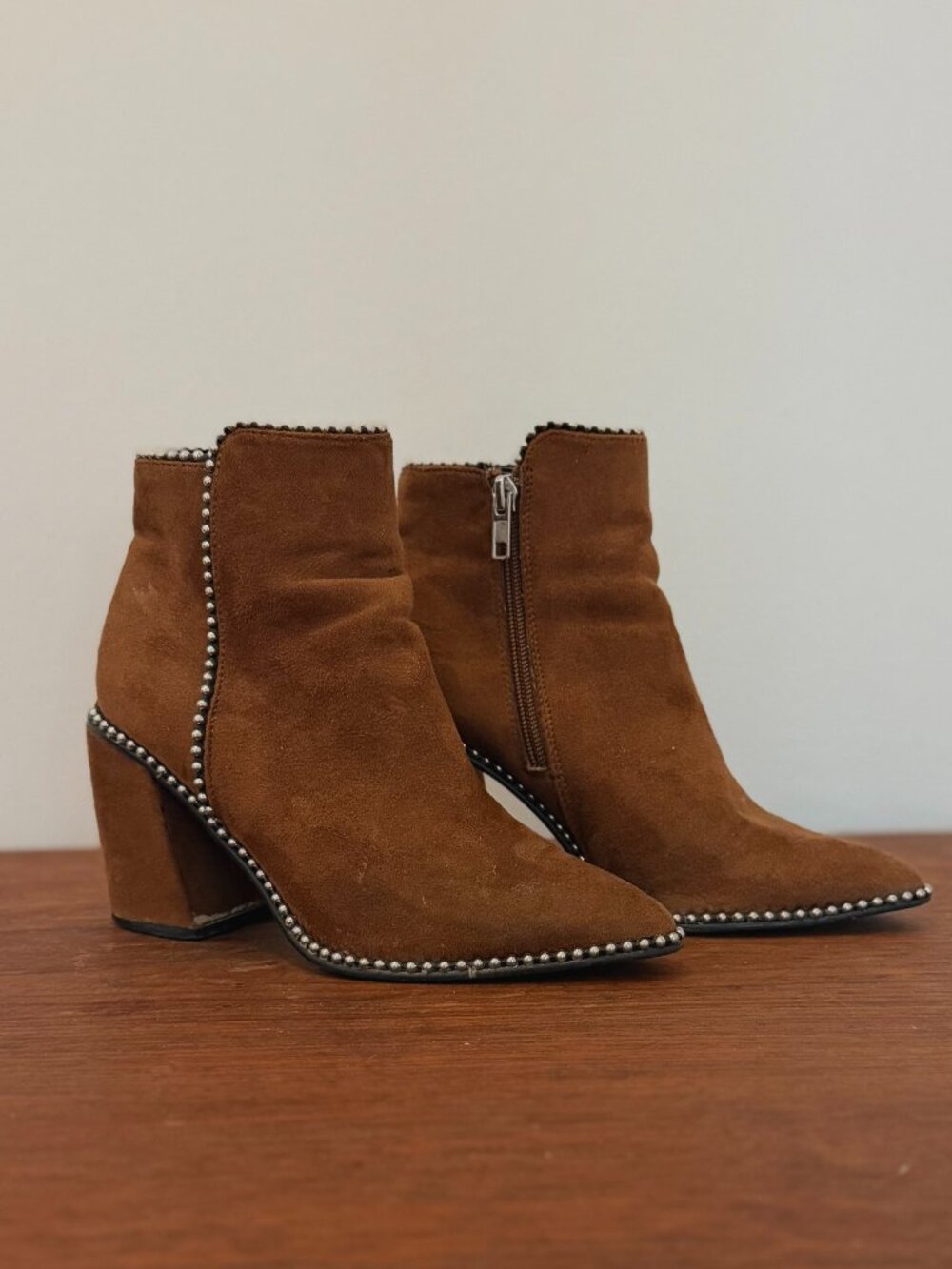 Steve Madden Studded Brown Suede Booties Size 6